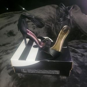 Michael Antonio Heels